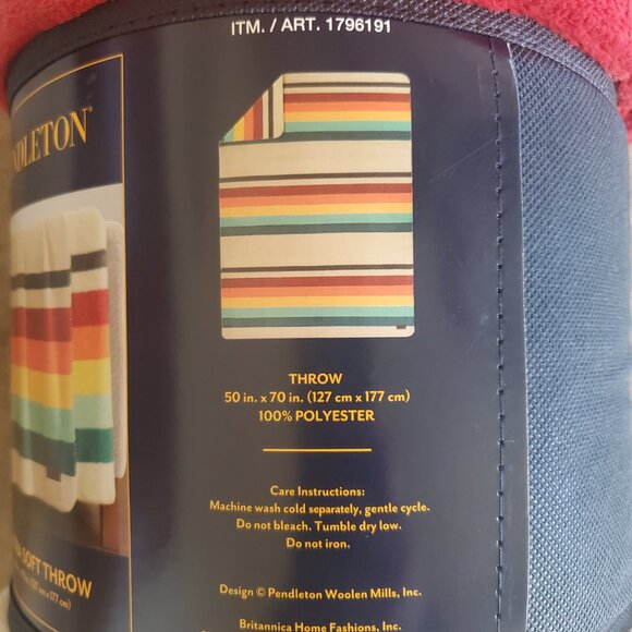NWT Pendelton Ultra Soft Throw, 50 X 70 inches - Picture 8 of 10